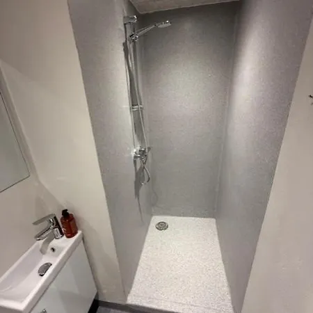 Folsted - Vaerelse 100 Med Eget Badevaerelse Og Fri Parkering Motel Bindslev