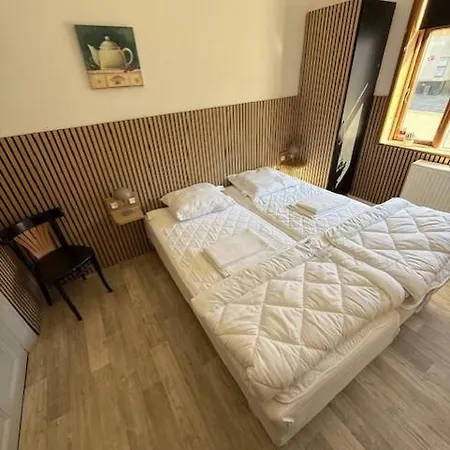 Folsted - Vaerelse 100 Med Eget Badevaerelse Og Fri Parkering * Bindslev